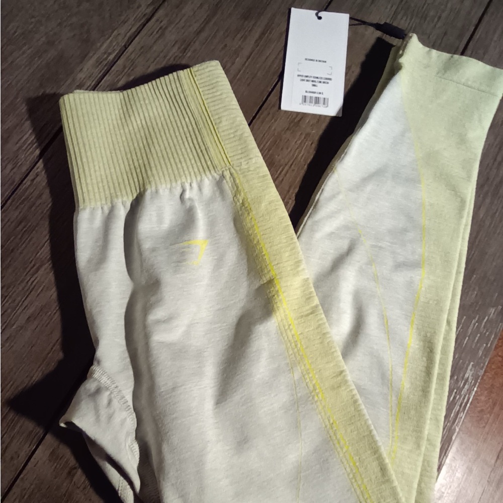 Gymshark Amplify seamless leggings. Light grey marl/lime green